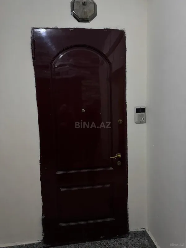 Kirayə verilir 2 otaqlı mənzil 115 m²