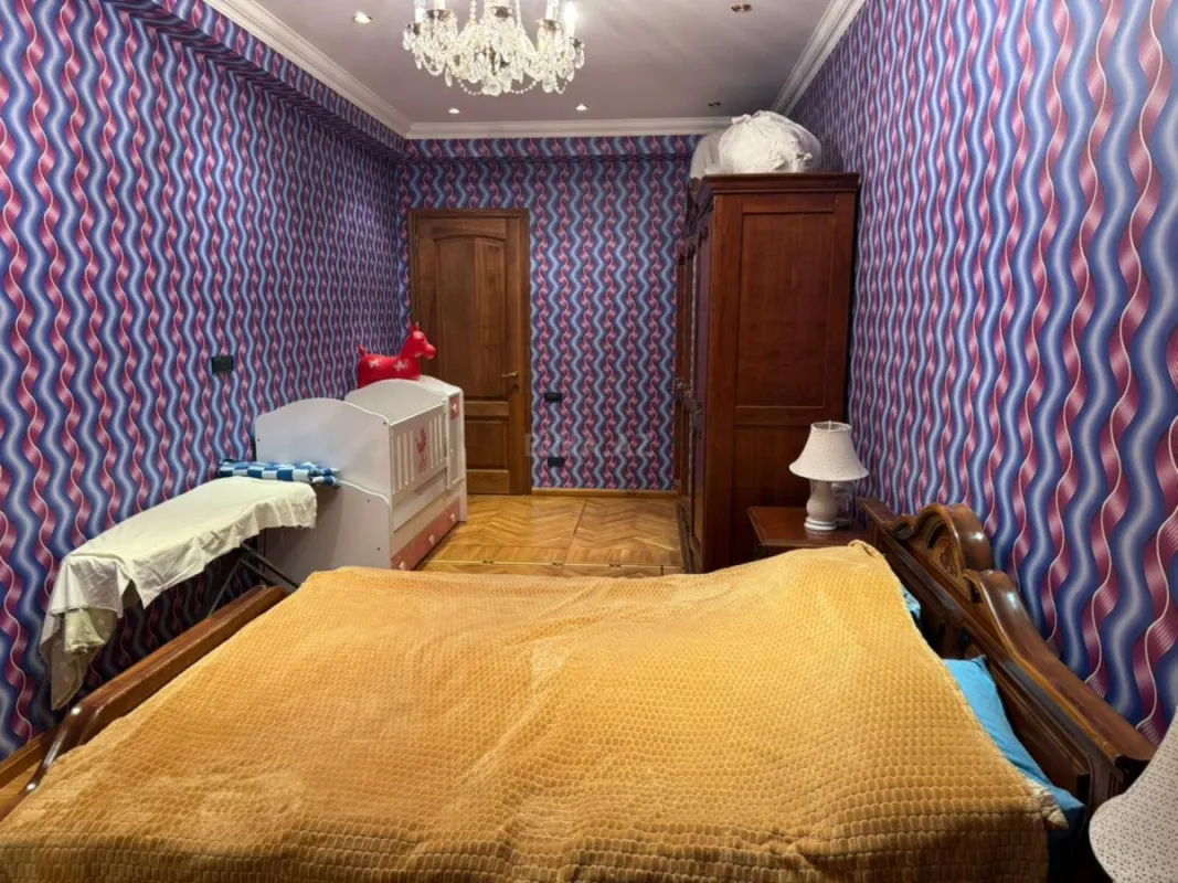 Kirayə verilir 2 otaqlı mənzil 115 m²