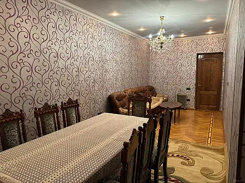 Kirayə verilir 2 otaqlı mənzil 115 m² — Bakı, İnşaatçılar 2 otaq 115.00 m²