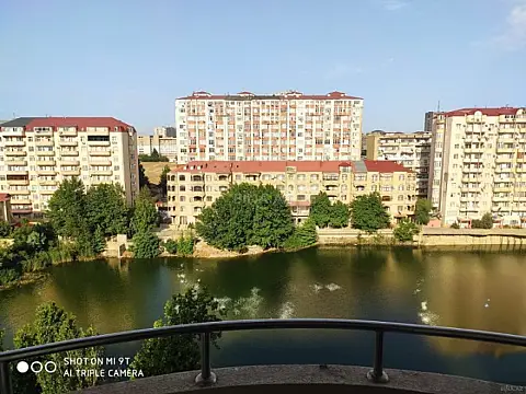 Satılır 3 otaqlı mənzil 160 m² — Bakı, İnşaatçılar 3 otaq 160.00 m²