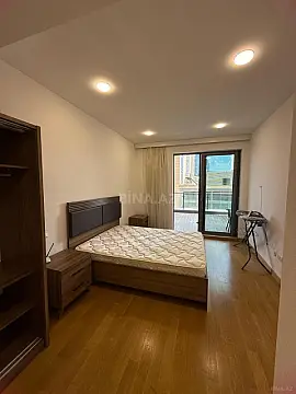 Kirayə verilir 2 otaqlı mənzil 95 m²