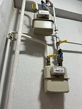 Satılır 3 otaqlı mənzil 130 m²