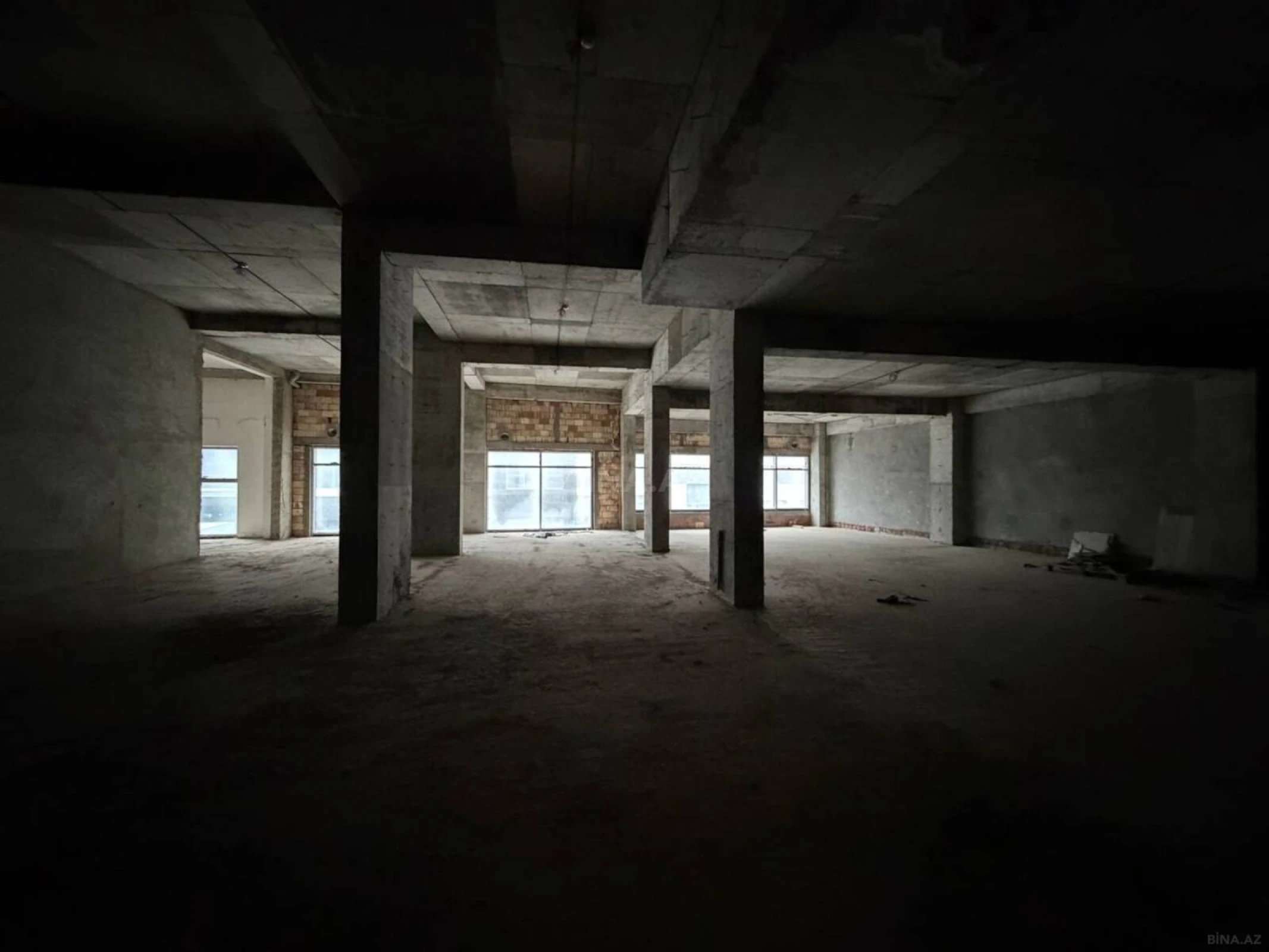 Satılır obyekt 4812 m²