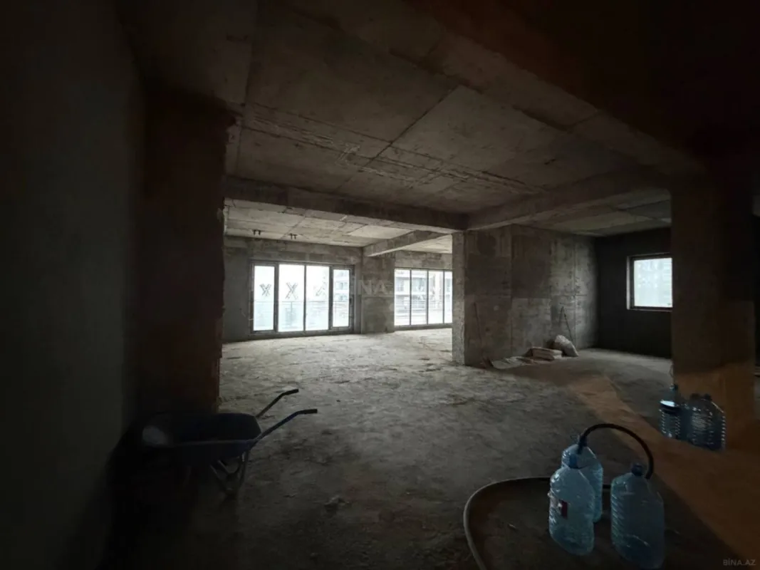 Satılır obyekt 4812 m²