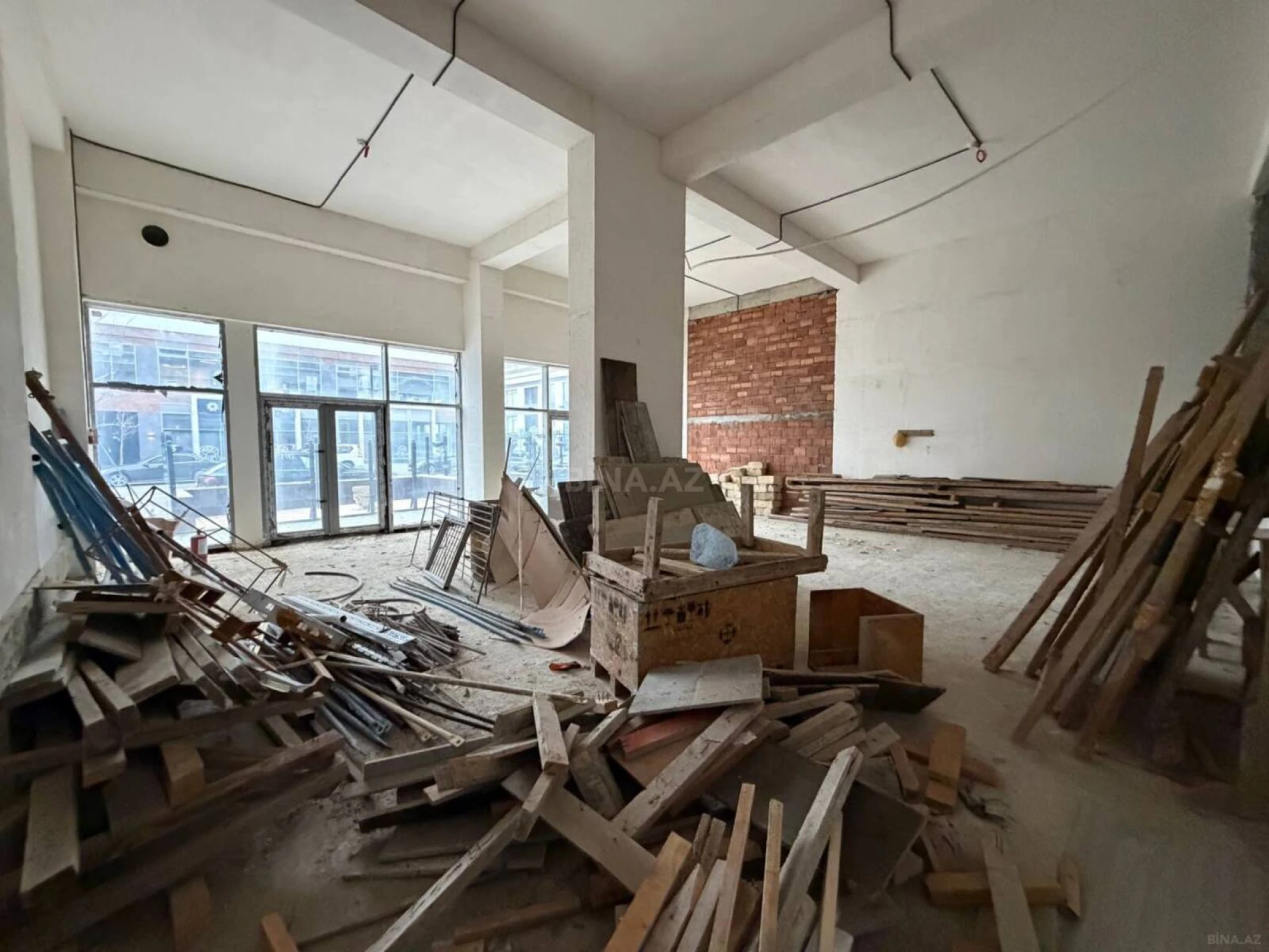 Satılır obyekt 4812 m²