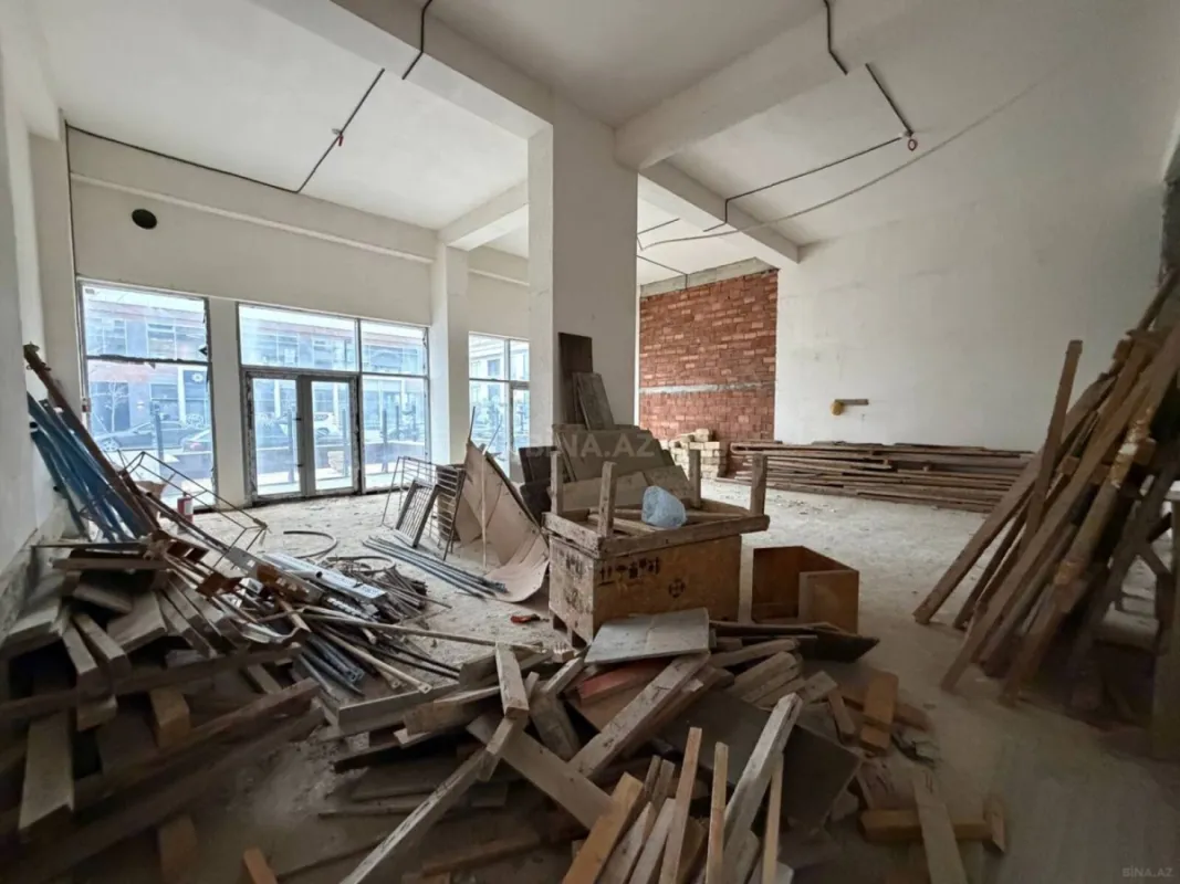 Satılır obyekt 4812 m²