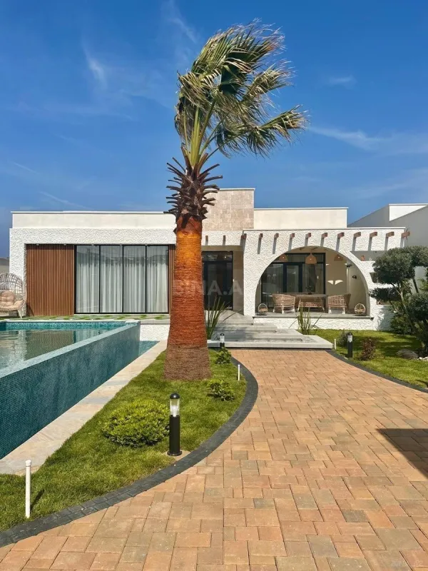 Kirayə verilir 4 otaqlı həyət evi 240 m²