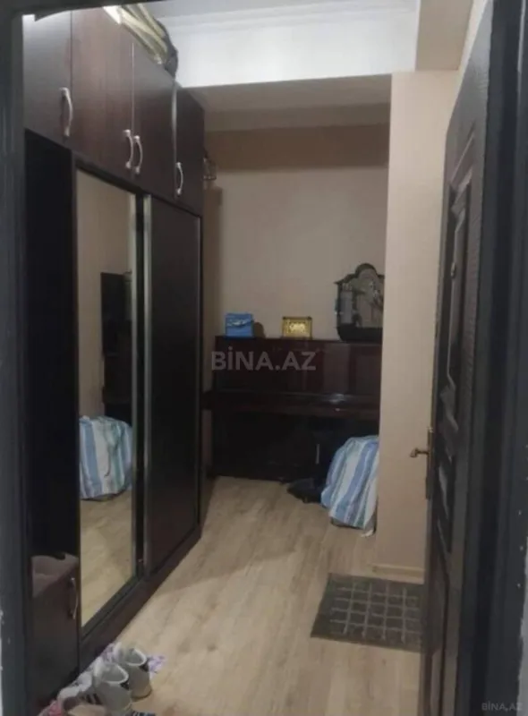Satılır 2 otaqlı mənzil 70 m²