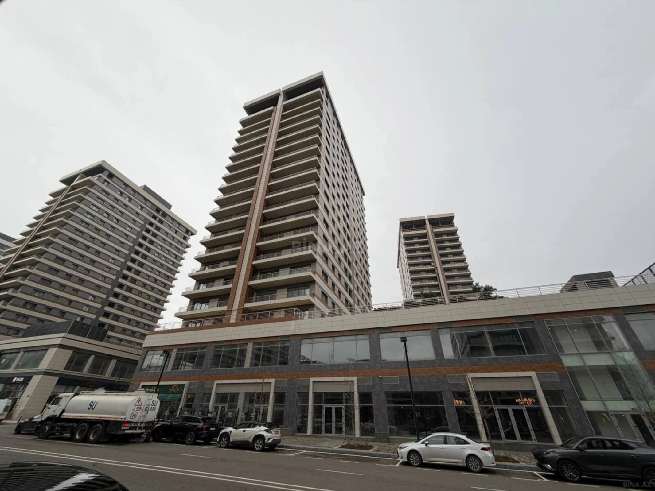 Satılır obyekt 168 m²