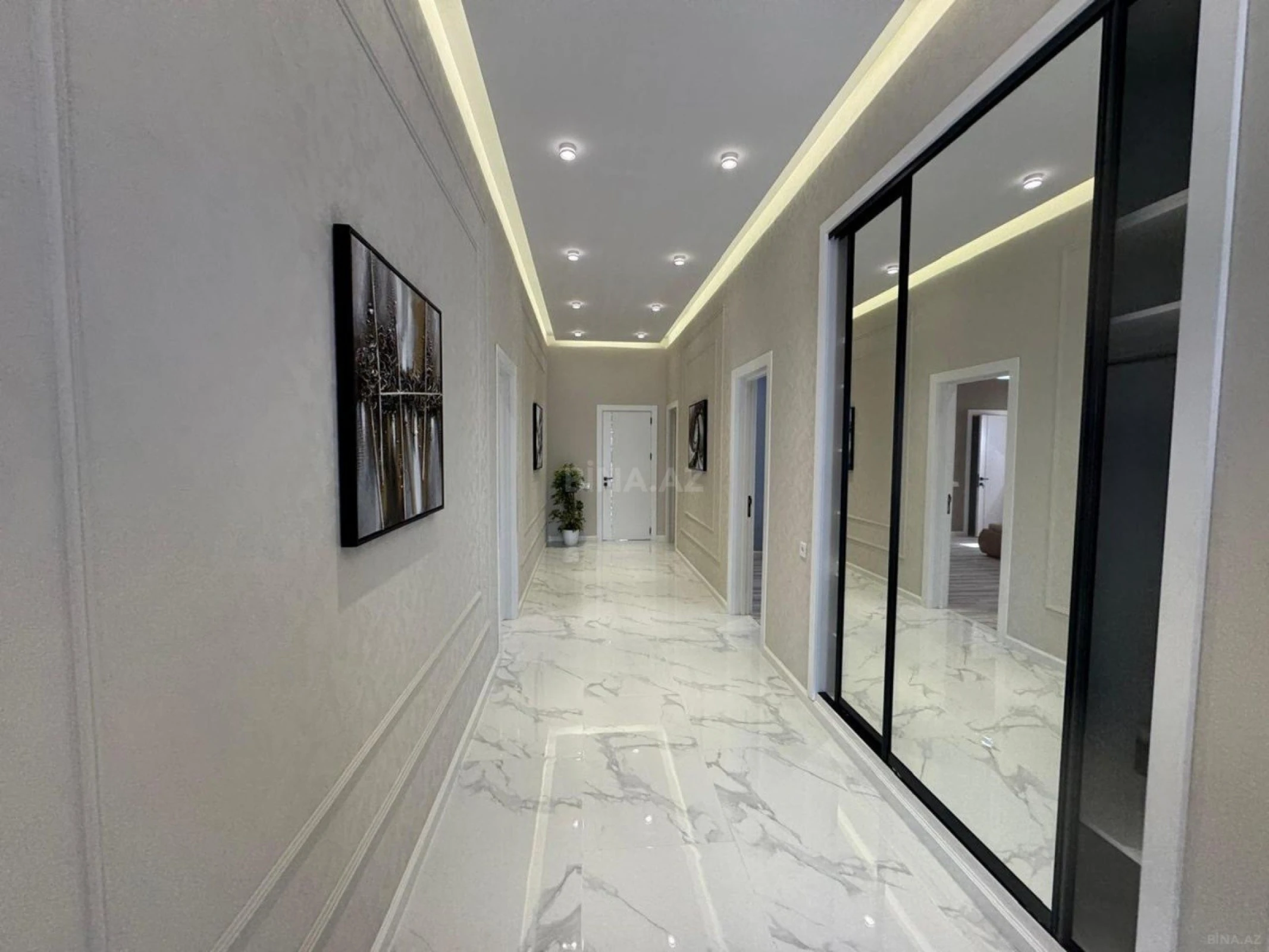 Kirayə verilir 4 otaqlı həyət evi 250 m²