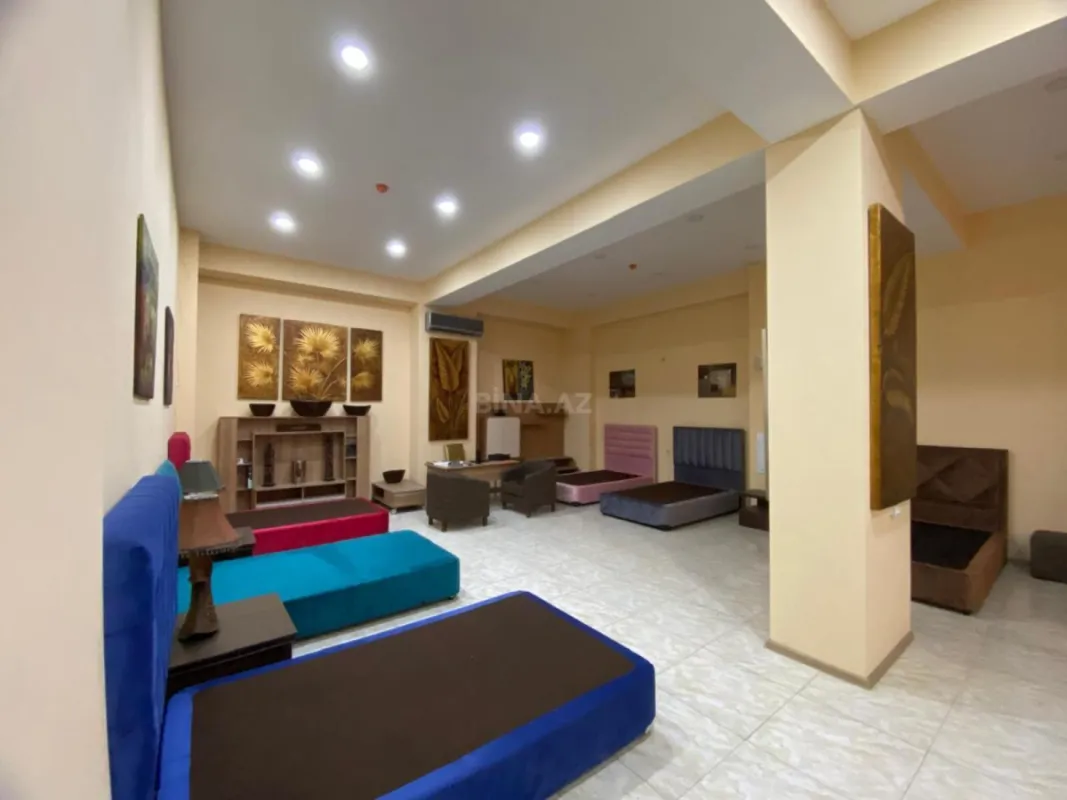 Satılır obyekt 174 m²