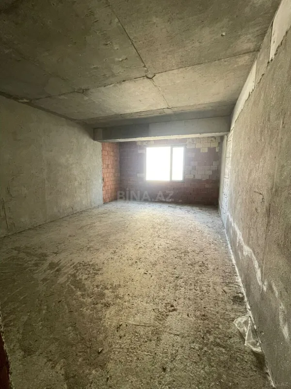 Satılır 2 otaqlı mənzil 106 m²