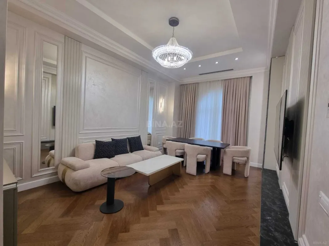 Kirayə verilir 3 otaqlı mənzil 135 m²