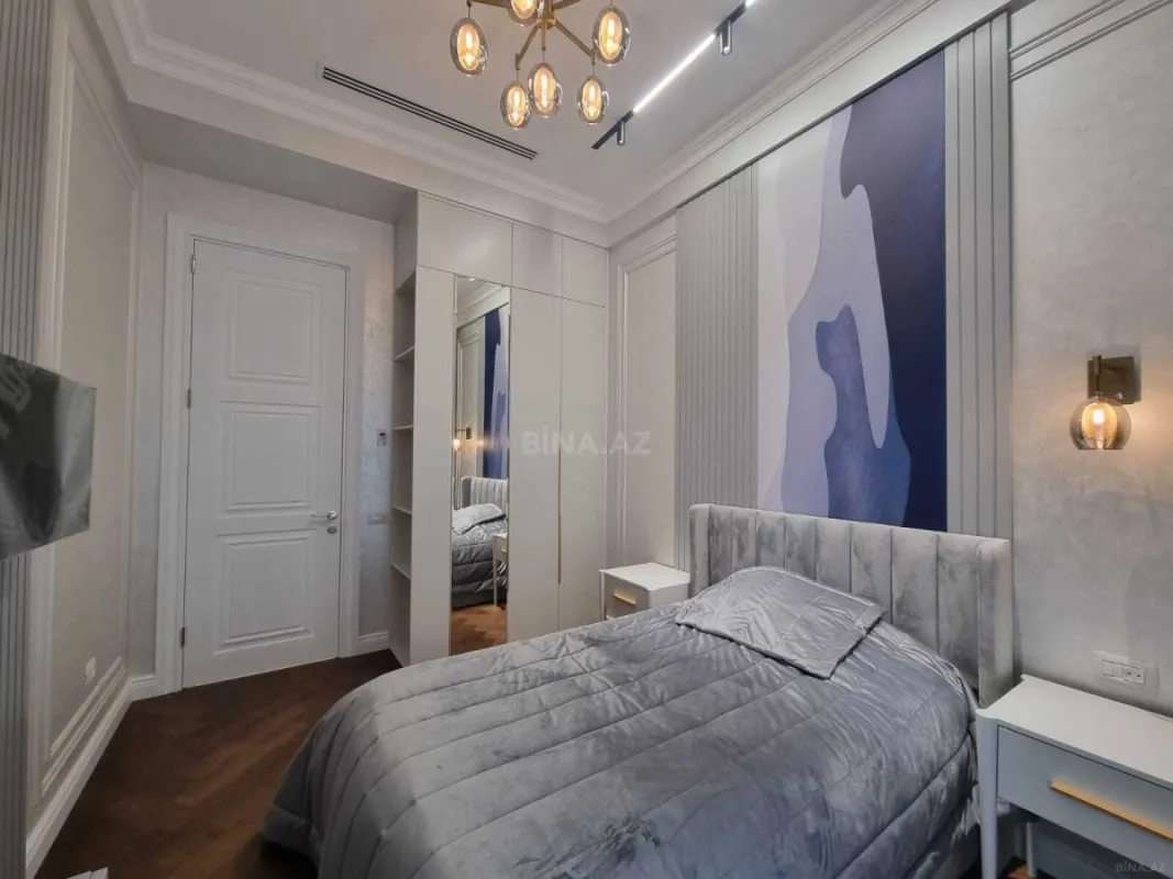 Kirayə verilir 3 otaqlı mənzil 135 m²