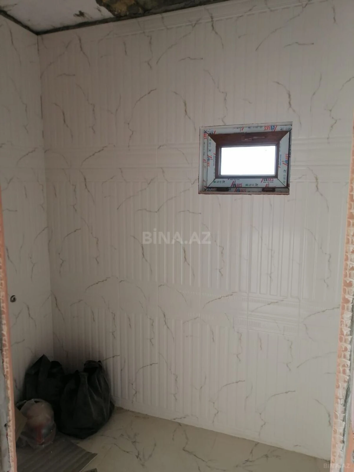 Satılır 4 otaqlı həyət evi 100 m²
