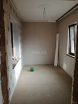Satılır 4 otaqlı həyət evi 100 m²