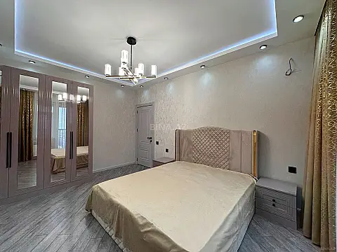 Satılır 3 otaqlı mənzil 81 m²