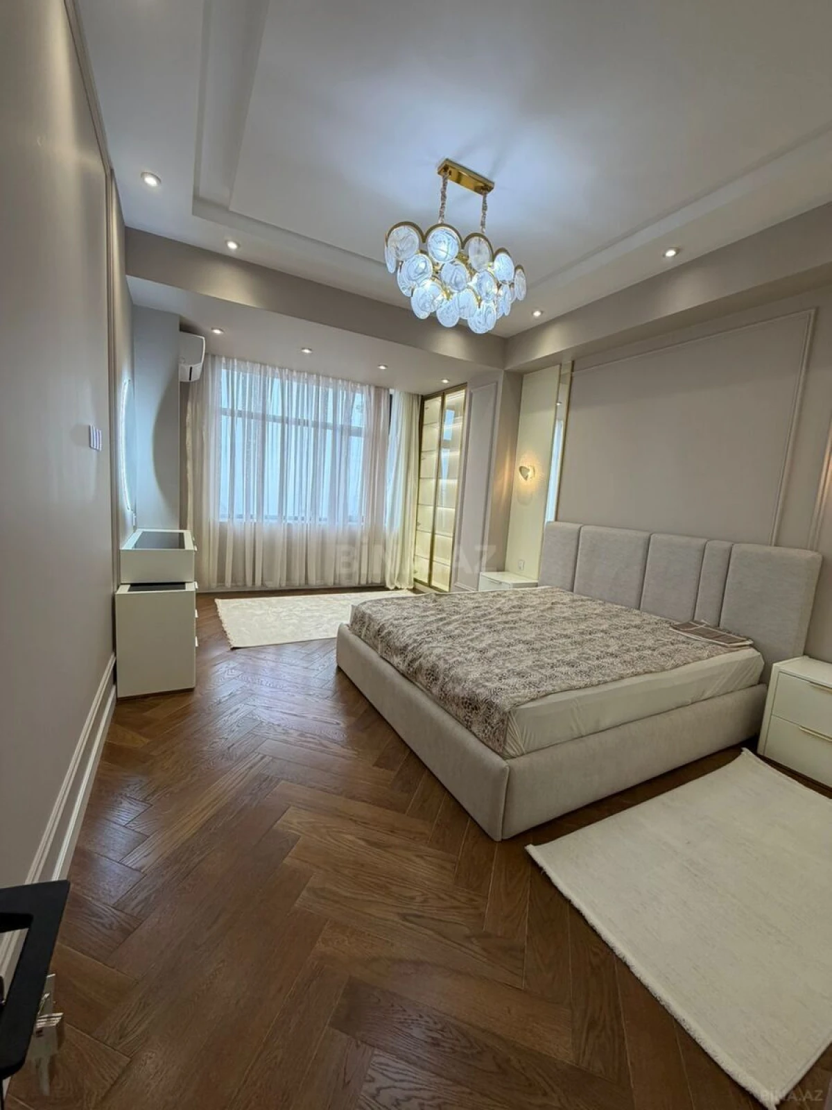 Kirayə verilir 3 otaqlı mənzil 110 m²