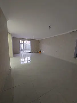 Satılır 5 otaqlı həyət evi 250 m²