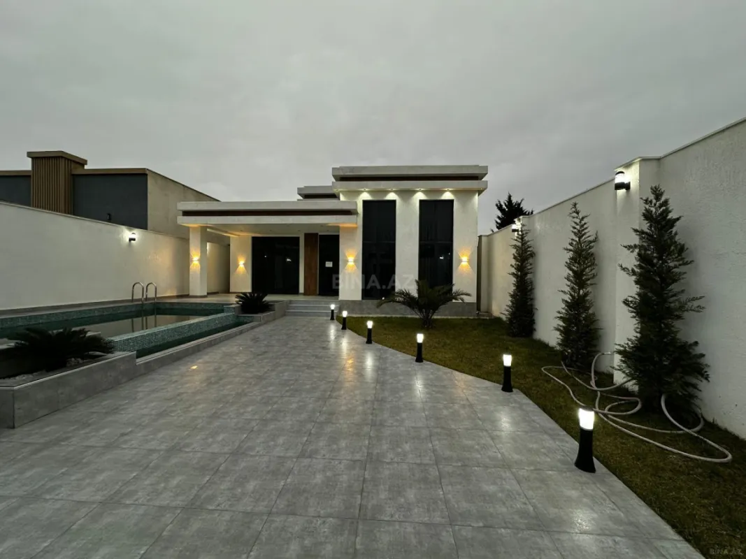 Satılır 4 otaqlı həyət evi 160 m²