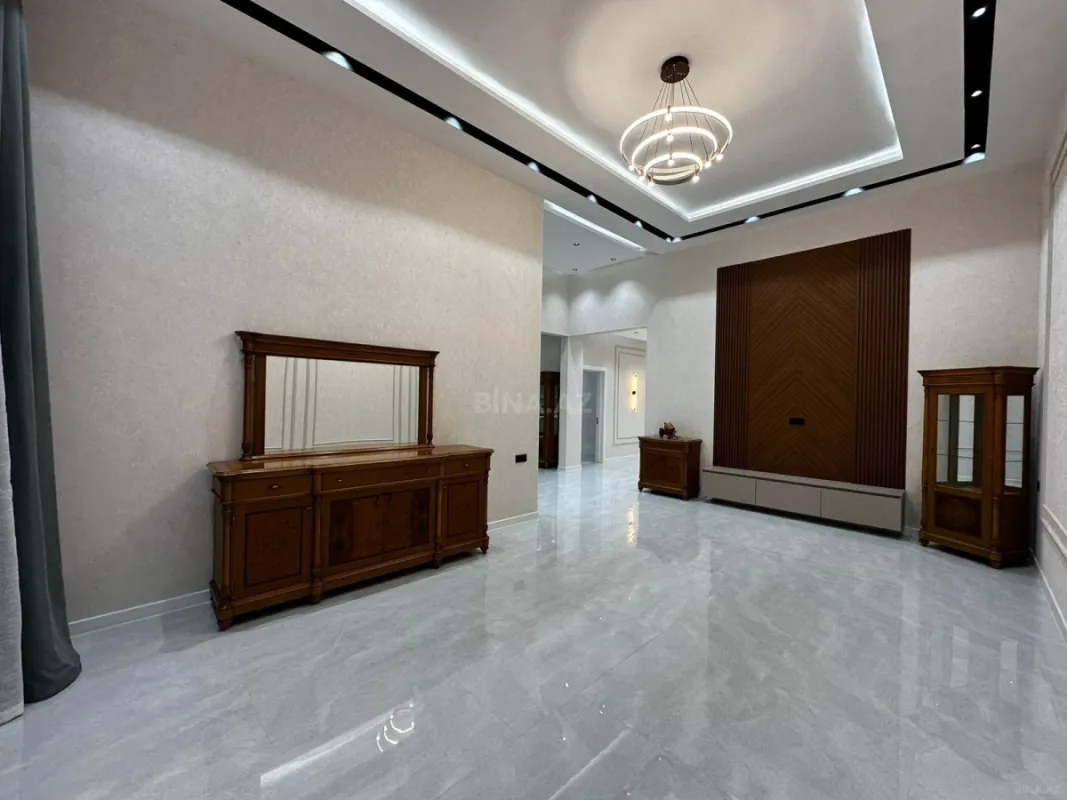 Satılır 4 otaqlı həyət evi 160 m²