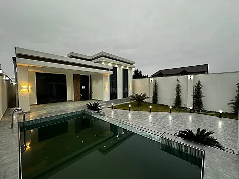 Satılır 4 otaqlı həyət evi 160 m²