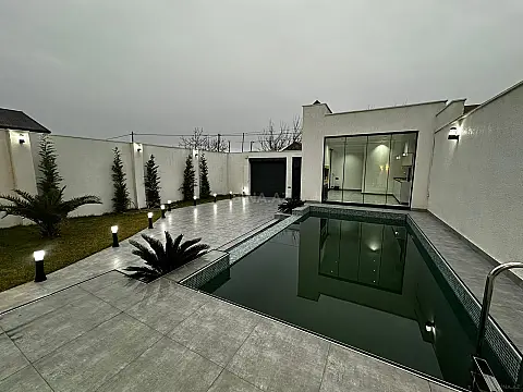 Satılır 4 otaqlı həyət evi 160 m²