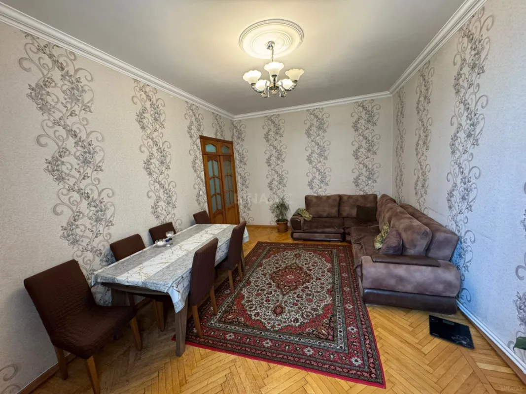 Satılır 3 otaqlı mənzil 85 m²