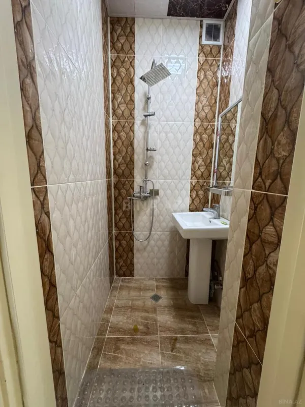 Kirayə verilir 1 otaqlı mənzil 60 m²