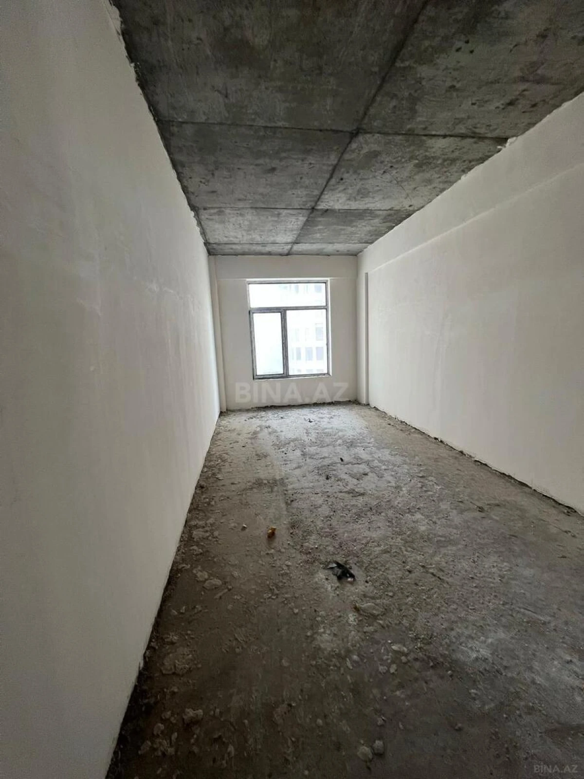 Satılır 4 otaqlı mənzil 171 m²