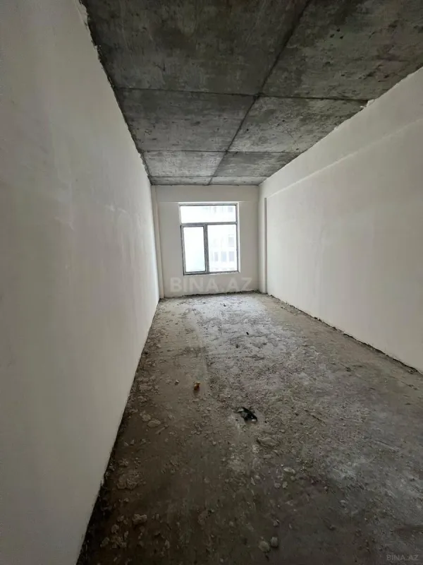 Satılır 4 otaqlı mənzil 171 m²