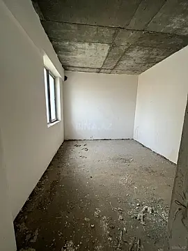 Satılır 4 otaqlı mənzil 171 m²