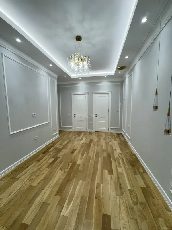 Satılır 4 otaqlı mənzil 170 m²