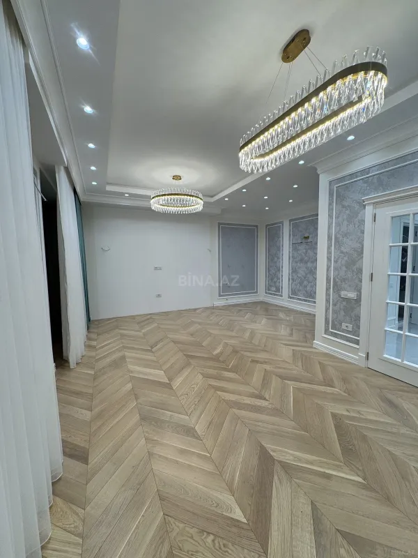 Satılır 4 otaqlı mənzil 170 m²