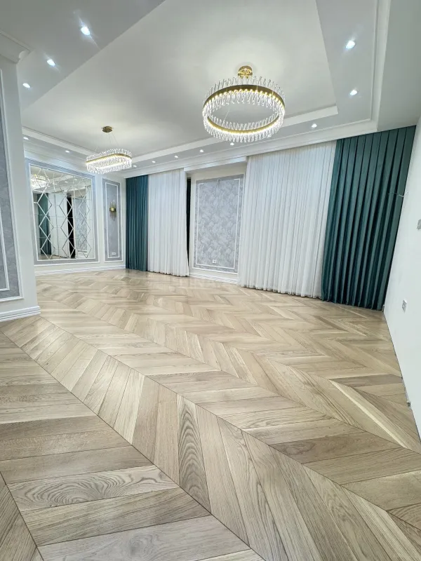 Satılır 4 otaqlı mənzil 170 m²