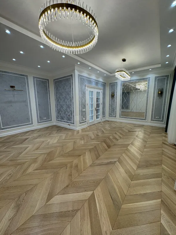 Satılır 4 otaqlı mənzil 170 m²