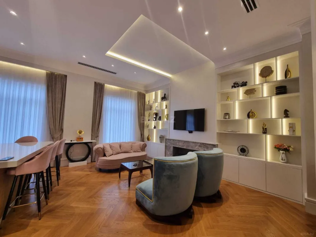 Kirayə verilir 3 otaqlı mənzil 120 m²