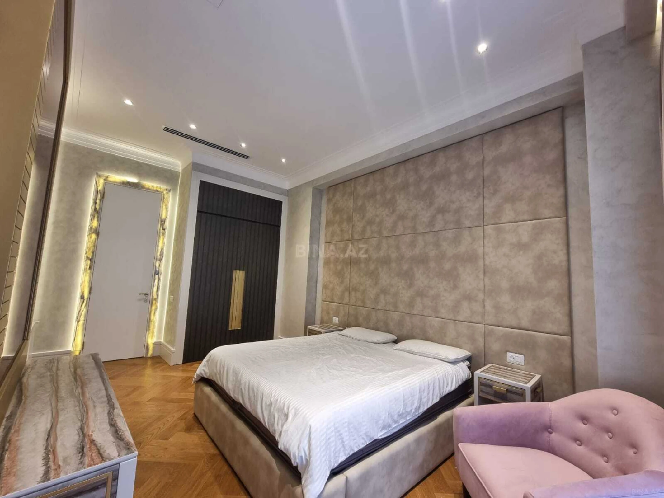 Kirayə verilir 3 otaqlı mənzil 120 m²