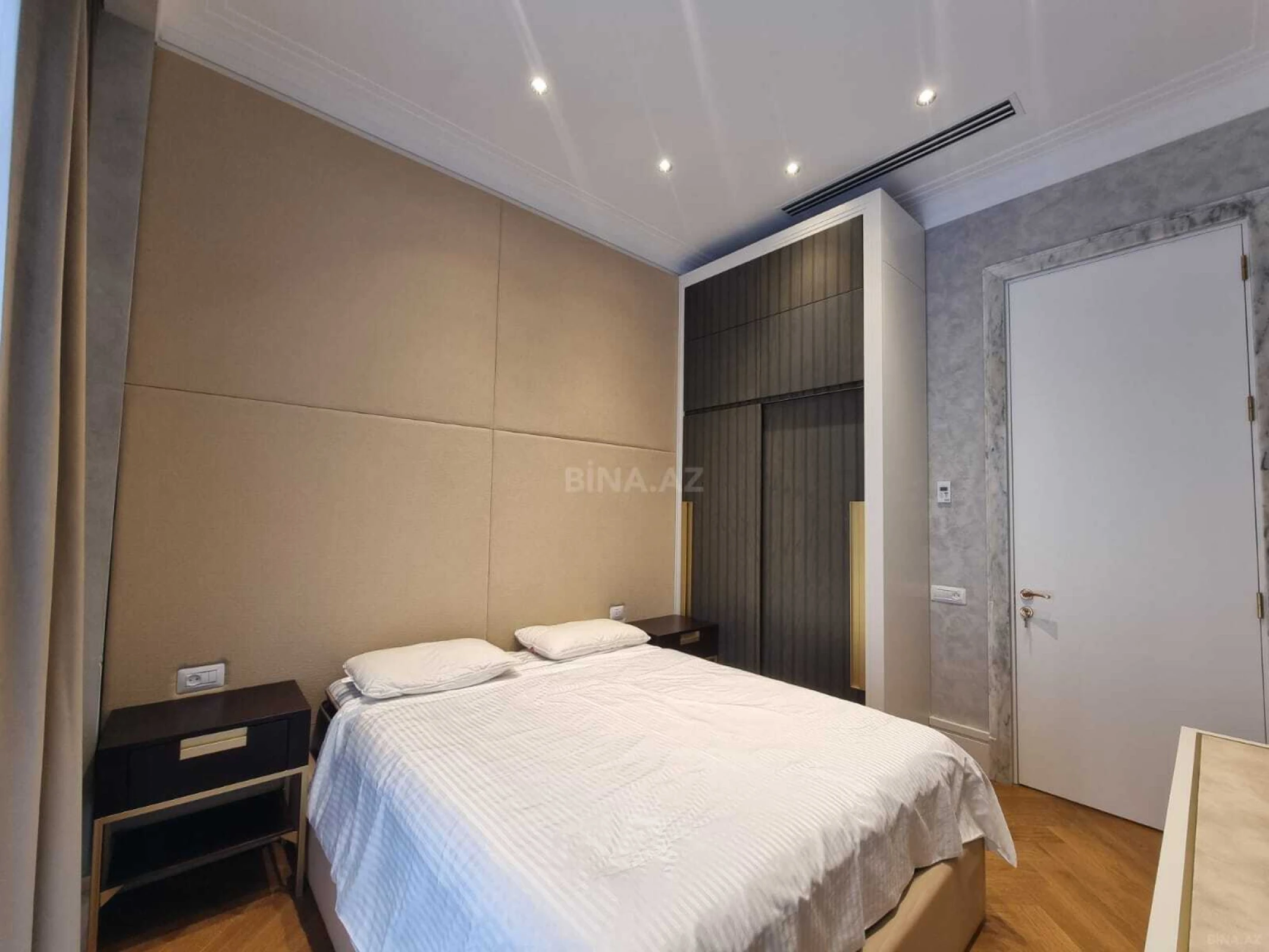 Kirayə verilir 3 otaqlı mənzil 120 m²