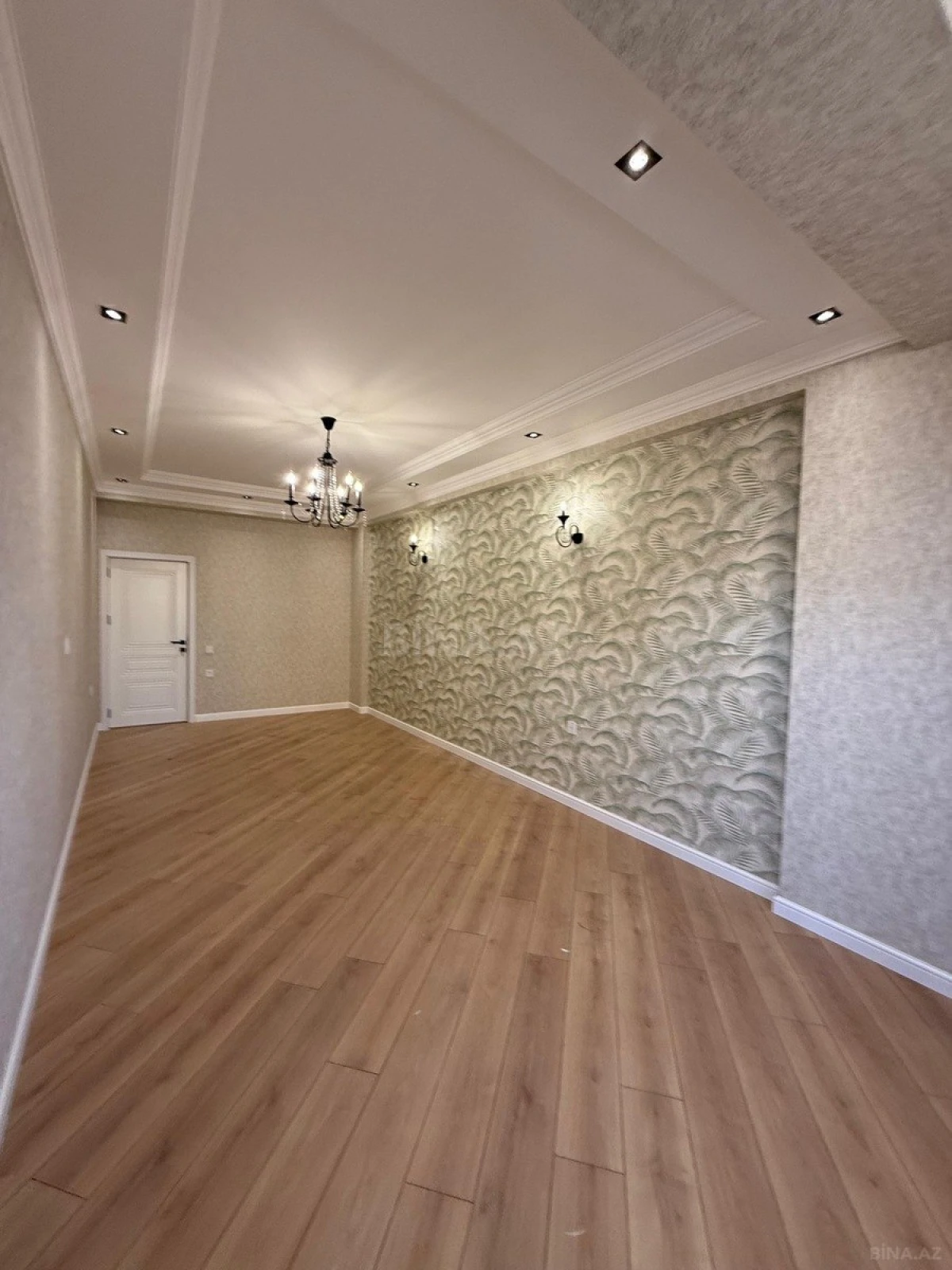 Satılır 2 otaqlı mənzil 62 m²