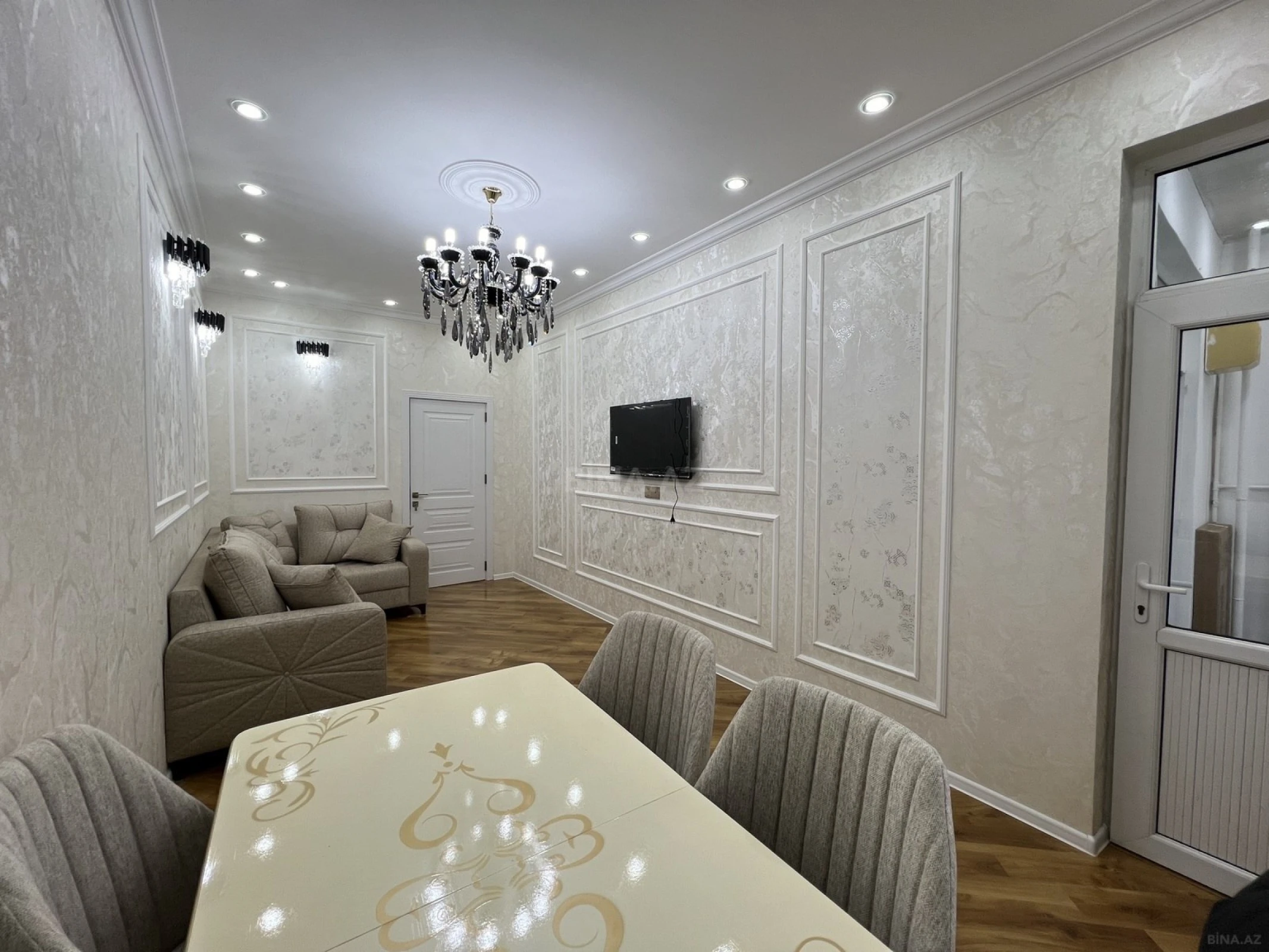 Satılır 2 otaqlı mənzil 59 m²