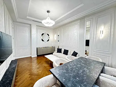 Kirayə verilir 3 otaqlı mənzil 150 m²