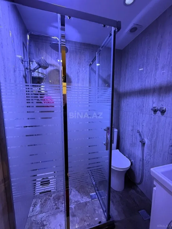 Satılır 3 otaqlı mənzil 150 m²