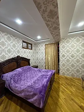Satılır 2 otaqlı mənzil 65 m²