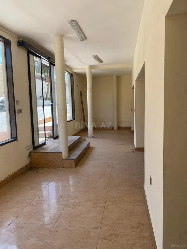 Kirayə verilir obyekt 180 m²