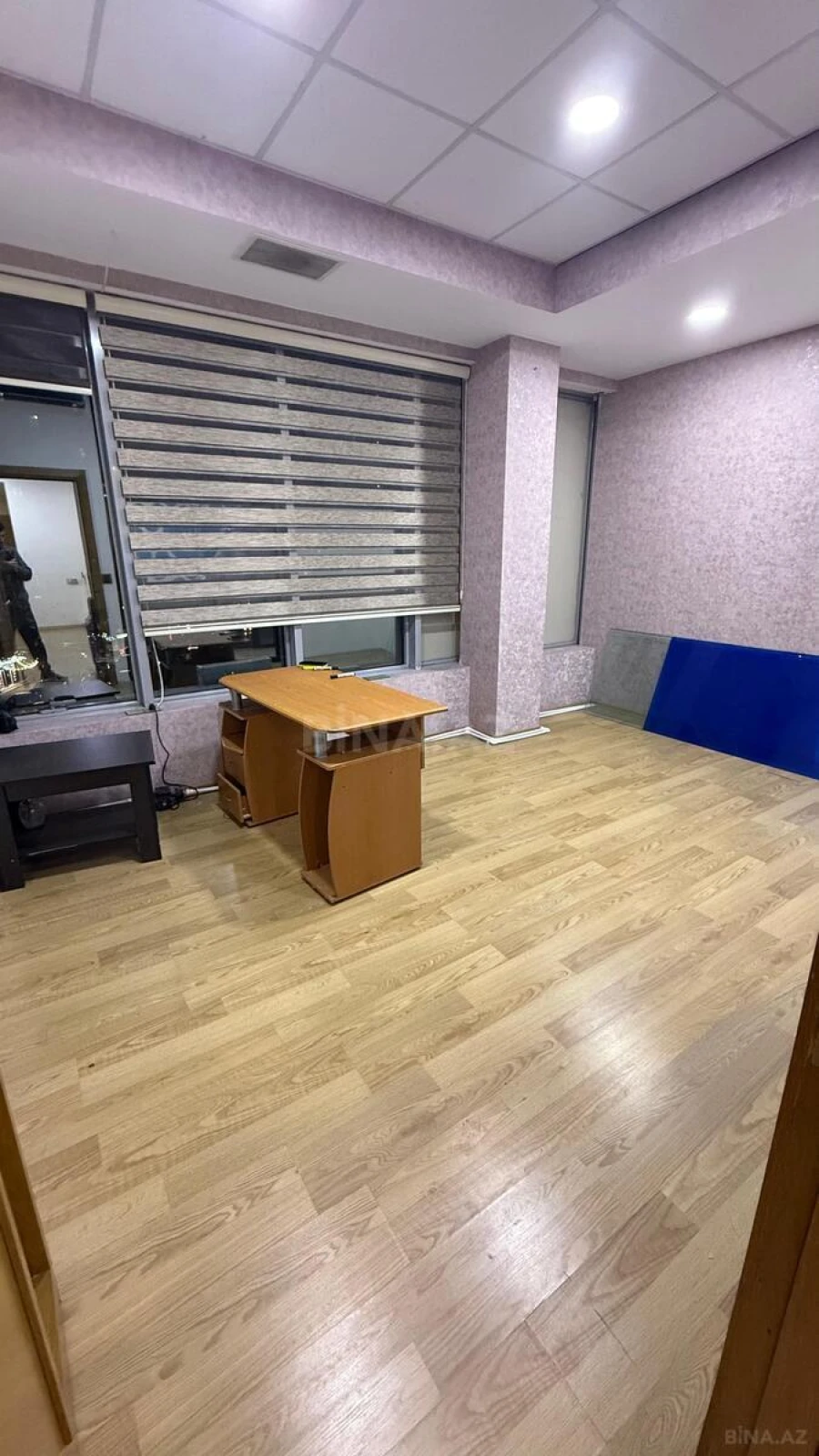 Kirayə verilir 8 otaqlı ofis 200 m²