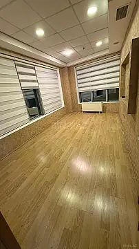 Kirayə verilir 8 otaqlı ofis 200 m²