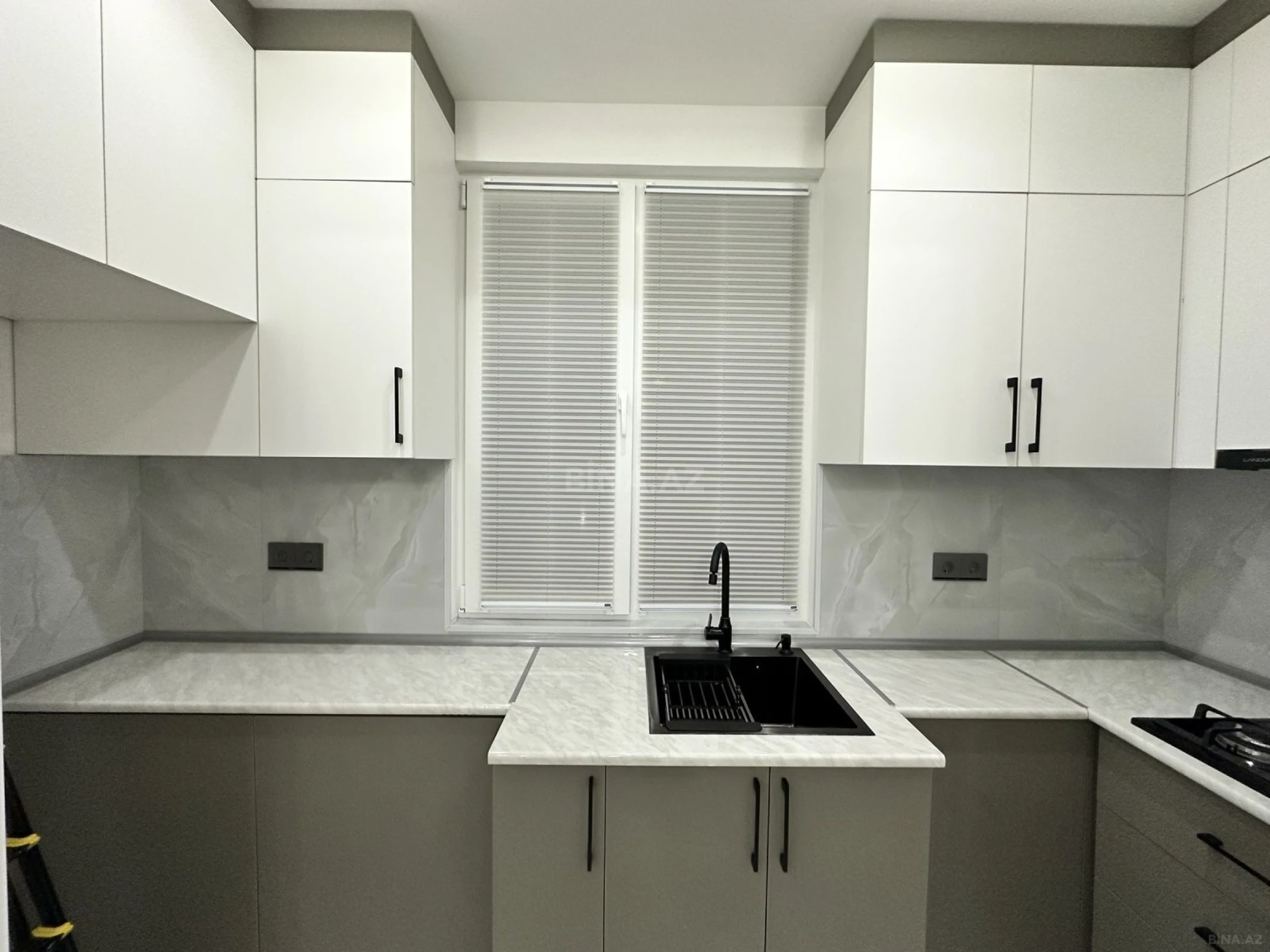 Satılır 2 otaqlı mənzil 45 m²