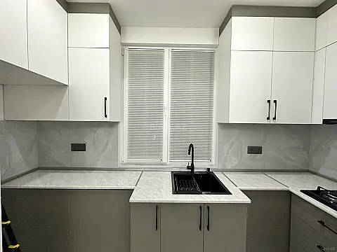 Satılır 2 otaqlı mənzil 45 m²