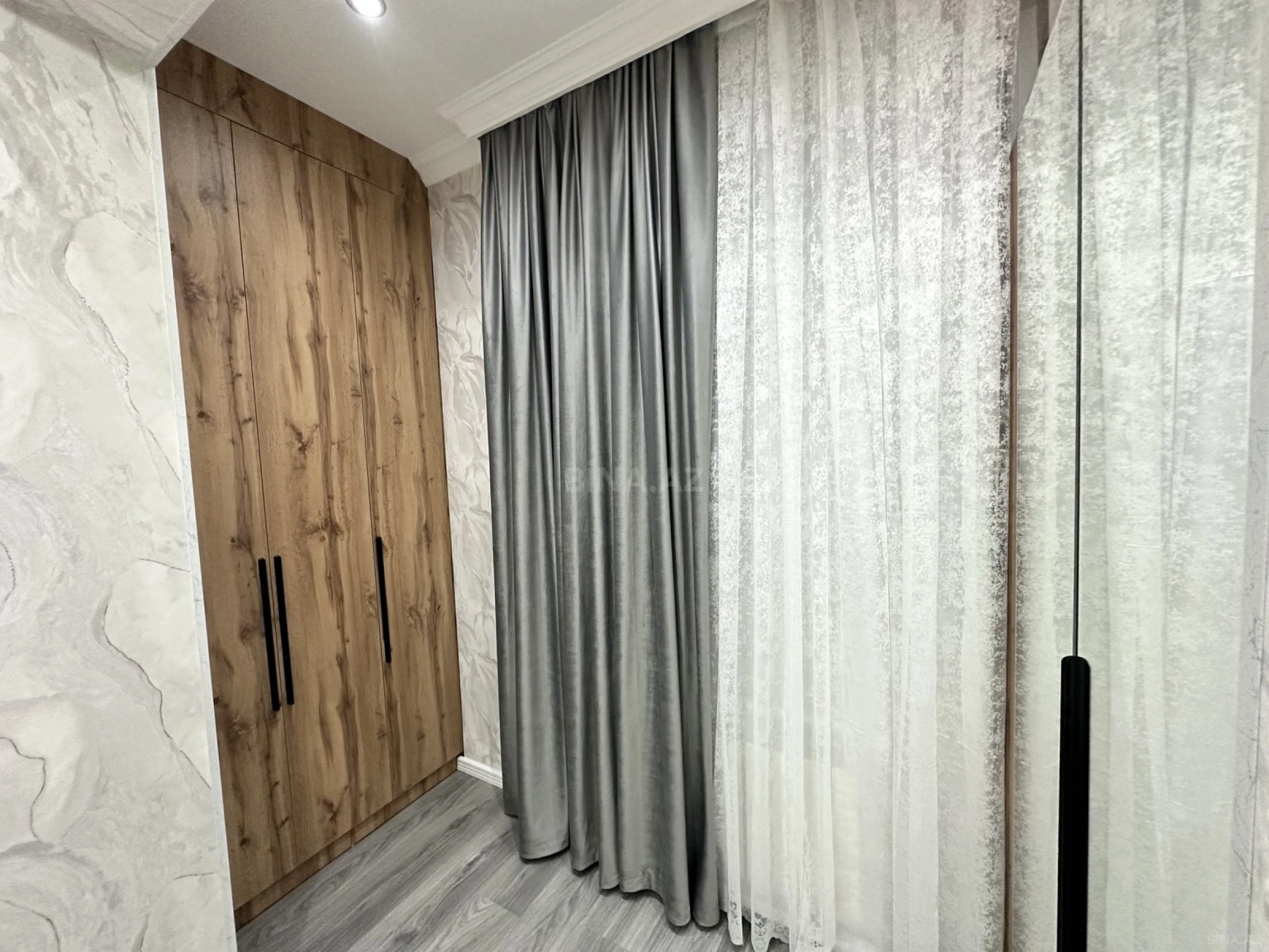 Satılır 2 otaqlı mənzil 45 m²